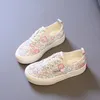 Andningsbara barn mjuk beige rosa blommor casual sport flickor skor ny säsong barn sneakers