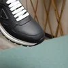 Mocassini da uomo di marca di lusso vestono scarpe casual da passeggio sportive sneakers con lacci in vera pelle