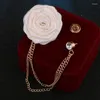 Spille Spilla fatta a mano con fiore rosa Spilla con catena Accessori per gioielli da sposa Banchetto per abiti Donna Corpetto Fiore all'occhiello Lusso