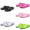 2023 Mannen Vrouwen Zomer Slippers Slides Mode Hoge Kwaliteit Triple Zwart Wit Rose Roze Rood Groen Glow Outdoor heren Platte 36-45