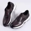 Novos sapatos de couro da moda retrô masculinos sapatos individuais casuais de couro da Inglaterra sapatos de maré Bullock sapatos individuais masculinos tamanho grande zapatos sapat a26