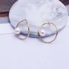 Boucles d'oreilles mode ronde Imitation perle pour les femmes couleur dorée irrégulière métal cercle fête Simple bijoux cadeau