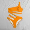 Kvinnors badkläder 2023 Summer One Piece Swimsuit Solid Color Cut Out Bikini For Women Monokini Female Sexy Beach Bathing Suit Biquini