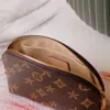 M47515 lavaggio cosmetici articoli da toeletta trucco borsa da toilette Designer di moda da donna CrossBody Totes borsa da uomo Borsa di lusso in vera pelle marrone fiore mini pochette borse per trucco