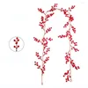 Kwiaty dekoracyjne świąteczne girland czerwone jagodowe winorośl sztuczne rośliny