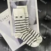 Designer Hommes Femmes Chaussettes Sports Hiver Mesh Lettre Imprimé Chaussette Broderie Coton Bonneterie