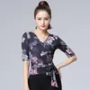 Vêtements de scène 1 pièces/lot femme haut imprimé Latin mode féminine Floral moderne valse danse salle de bal chemise