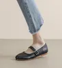Gai Gai Gai Leather split toe امرأة مسطحة ماري جينس Tabi Ninja Flats أنثى فستان دافئ حذاء الكاحل الحزام بالإضافة إلى الحجم 35-43 230724
