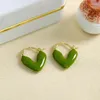 Boucles d'oreilles à tige Texture Premium Vert Boucle en forme de coeur Design minoritaire Sens Light Luxury Shining Women