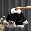 Piumino per bambini Velet Giacca in ecopelle Collo rovesciato con pelliccia Spessa calda Ragazzi Ragazze Cappotto corto Capispalla per bambini tutto abbinato HKD230725