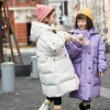 Down Coat 2022 Winter - 25 grader barnkläder Purple Long Duck Down Coat för flickor Fashion Hooded Warm Rink Down Jacket For Girls HKD230725