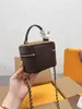 2023 Schoudertassen Vrouwen Handtas Messenger Crossbody Tote Lederen Klassieke Retro Koffer Hoge Kwaliteit Mode Designer Dame Portemonnee 1110