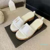 Designer -Slippers Kristal Kalfsleer Casual Schoenen Dames Sandalen Slides Plateauschoen Zomer Strand Slipper Sandaal Glijbaan