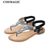 Kapcie nowe letnie kobiety Pearl Rhinestone Sandals Niski obcas Crystal Luxury Bohemian Style Flip Flops Flops Flat z L230725