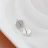 Studörhängen Autentisk 925 Sterling Silver Earring Handgjorda inlagda naturliga vita skal polyagon öronstuds trendiga dam fin smycken gåva