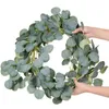 Decoratieve bloemen Kunstmatige Eucalyptus Garland Vine Plant met bladeren Faux Silver Dollar Greenery voor bruiloft buitendecoratie