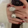 Pierścienie ślubne Huanzhi duże grube geometryczne pierścionki dla kobiet mężczyzn Design przesadzony punk Y2K Biżuteria Trenda 230724