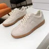 Designer MMMSNeaker Buty Kobiety i mężczyzn Buty Casual Buty Nowe skórzane szwy męski but 35-45