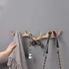 Badrumshyllor Kreativa harts Antler Key Hook Holder Wall Mounted Cap Coat Hanger Rack Home Decorative Animal Deer Horn Wall Hook For Hanging 230724