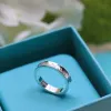 Designer ring voor dames heren luxe sieraden titanium staal zilverkleur hoge kwaliteit modetrend paar jubileum cadeau stijl T ringJ7VD