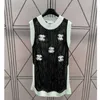 Designer di passerelle Summer Women Ricamo Canotte in maglia T-shirt larghe senza maniche Girocollo Casual Lady Tees Gilet