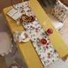 Guardanapos de chá Caminho de mesa Estilo de luxo acessível Estamenha de alta qualidade Toalha de mesa de jantar francesa avançada Longo Simples Moderno