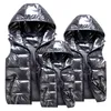 Gilets pour hommes Homme Femme Enfant Gilet d'hiver à capuche brillant coton gilet décontracté sans manches veste chaude pardessus chapeau 230725