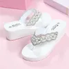 Slippers Rhinestone Flip Flops for Women Simulation Pearls Solid Color Sandals Clip Feet Beach Holiday Wedges Slippers Sandalia Feminina L230725