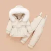 Płaszcz Down 2023 Winter Boys Coat Fur Fllar Kurtka dla dziewcząt Gruby kombinezon 1-4 lata Dzieci Snowsuit Toddler kombinezon HKD230725