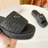 2023 med Box Designer Luxury Sandals Women's Slip on Gold Buckle Slip on Black Brown Pool Women's Casual Sandals Sliders Platform 35-42 EUR