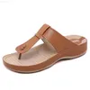 Slippers SIKETU zomer vrouwen sandalen en slippers voeten vrije tijd comfortabele platte zwangere vrouwen slippers outdoor wandelen vrouwen sandalen L230725