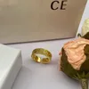 Tasarımcı Erkekler İçin Altın Küme Yüzükleri Kadınlar Elmas Band Ring Classic Bague Mücevher Lüks Jewlery v Rhinestone Çift Yüzük Cyd237256