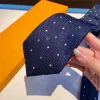 Projektant Men Business krawat luksusowe jedwabne więzi Zwierzęta haftowane moda moda