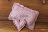 Kuddar Nyfödda fotografering Props Patchwork Heart Posing Posing Mini Pillow Baby Photo Props For Photography Fabric Accessories Set X0726