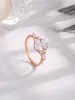 2023 Nuovo anello geometrico da donna in argento S925 Serie Sen Anello bianco chiaro Anello da donna dal design semplice europeo e americano
