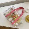 Strandtassen Korea Transparant PVC Jelly Candy Bag Zomer Grote capaciteit Transparant Waterdicht Zwemmen Draagbare strandtas Reishandtassenstijlvolle designertassen