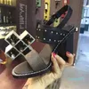 2023-Neuheiten Damen Sandale Thrill Heels 9,5 cm Damen Einzigartige Spitze Zehen Kleid Hochzeitsschuhe Sexy Schuhe Buchstabenabsatz Sandalen