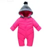 Kleding Sets Pasgeboren Baby Winter Kleding Baby Warm Sneeuwpak Eendendons Rompertjes Winddicht Pasgeboren Jongens Meisjes Dikke Bont Capuchon Sportsets Z230726