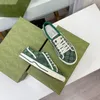 Tênis 1977 Sapatos de lona Jumbo Sneaker Designers Mulheres Sapatos Itália Verde e Vermelho Web Stripe Borracha Sola Luxurys Stretch Algodão Low Top Mens