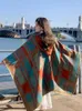 Foulards 2023 Tricoté Femmes Écharpe Hiver Vintage Plaid À Capuche Poncho Femelle Épais Wrap Couverture Capas Para Mujer Chales Pashmina Châle