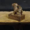 Objets décoratifs Figurines Antique Petit Antique Chinois Bronze Animal Licorne Kylin Qilin Statue Mascotte Salle Décoration Maison Accessoires Cadeau 230726