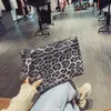 Kvällspåsar Casual For Women Animal Print Leopard Clutch Female Fashion Design Leather Wallet Messenger Bag Ladies Elegant Handbag 230725