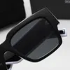 2023 Gafas de sol de diseñador para mujeres y hombres Gafas de sol con letras D Modelo de moda Protección UV 400 especial Marco de doble haz Diseño de marca al aire libre Gafas de sol G Cyclone