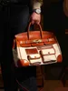 Camada de bolsa de alta qualidade camada de cheiro de chão artesanal de bolsa externa em couro 5a de qualidade trabalha de mão italiana couro com logotipo qq
