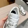 Sneakers damskie buty zwykłe designerska skórzana sneaker platforma butowa biała czarna brzeba migdałowe trenerzy trenerzy