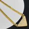 Plaqué or strass collier boucles d'oreilles femmes mode ensemble de bijoux chaîne en or diamant Triangle pendentif chic fête bijoux accessoires de luxe