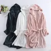 Vêtements de nuit pour femmes dames chemise de nuit Simple jupe longue chaude avec chapeau polaire rose chemise de nuit vêtements de loisirs Robes