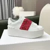 Stud Platform Sneaker Band With Studs Chaussures Femmes Blanc Spike Sneakers Fond Épais Spikes Baskets Mode Casual