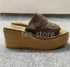 2023 Luxo Designer Sandálias Mulheres Chinelos Woody Flat Mules Plataforma Bordado Linho Salto Alto Sandália Espadrille Wedge Slider famoso pool Slides sliders Sapatos