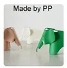 装飾的なオブジェクトスモールイームエレファントホームデコレーションモデルプラスチックPP Ins Polular Toy 230725